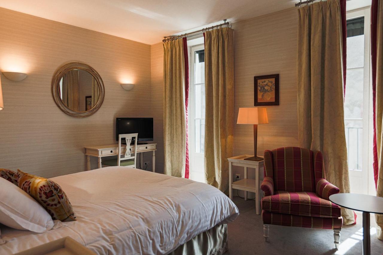 Le Square Hotel Astaffort ภายนอก รูปภาพ