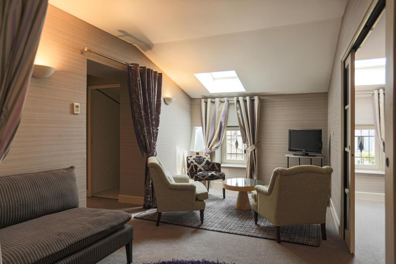Le Square Hotel Astaffort ภายนอก รูปภาพ